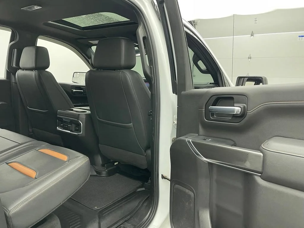 Used 2022 Summit White GMC AT4 image 36