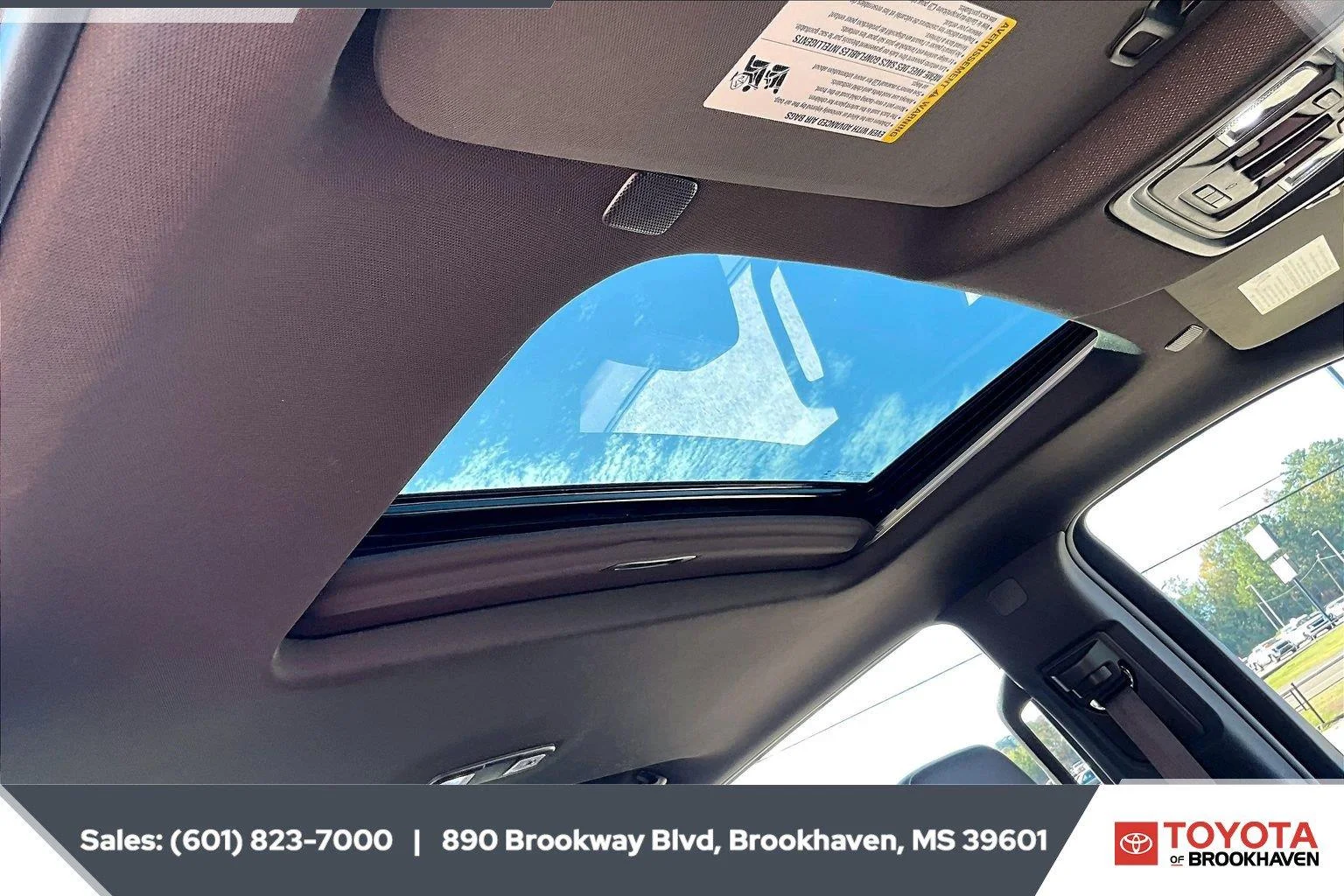Used 2023 Sterling Metallic GMC Denali image 16