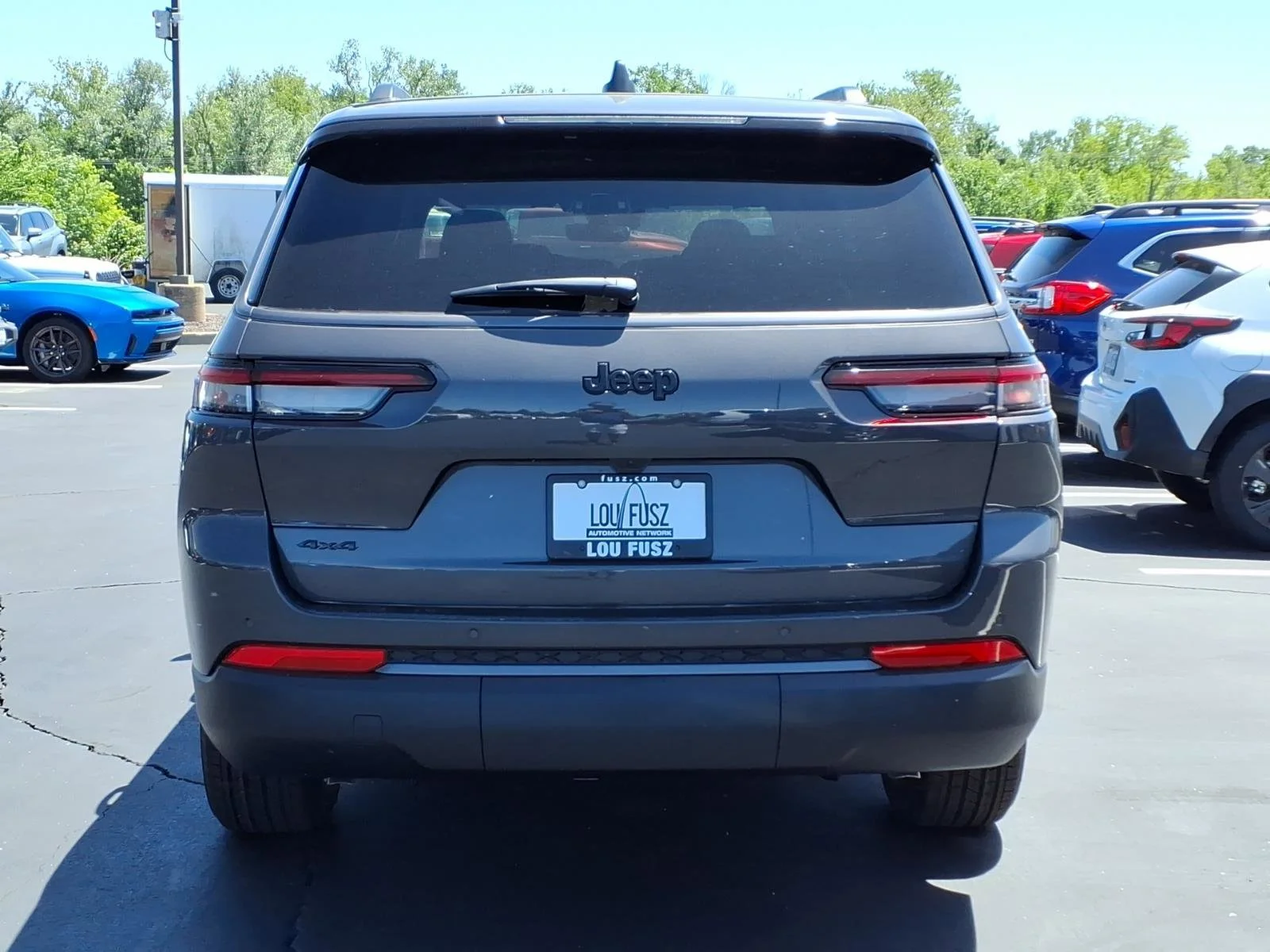 New 2026 Baltic Gray Metallic Clear-Coat Exterior Paint Jeep Laredo image 21