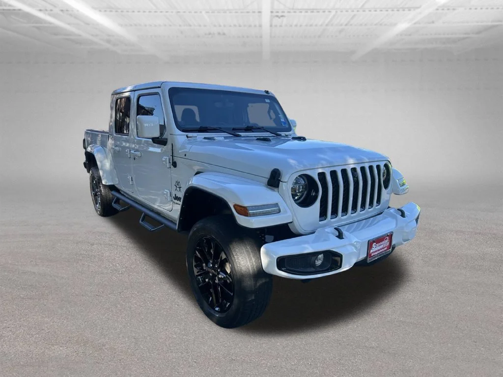 Used 2022 White Jeep Overland image 8
