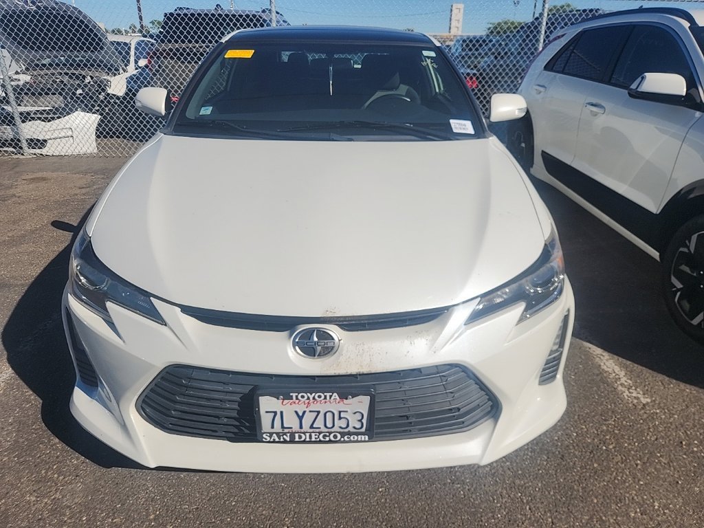 Used 2016 White Scion Base image 2
