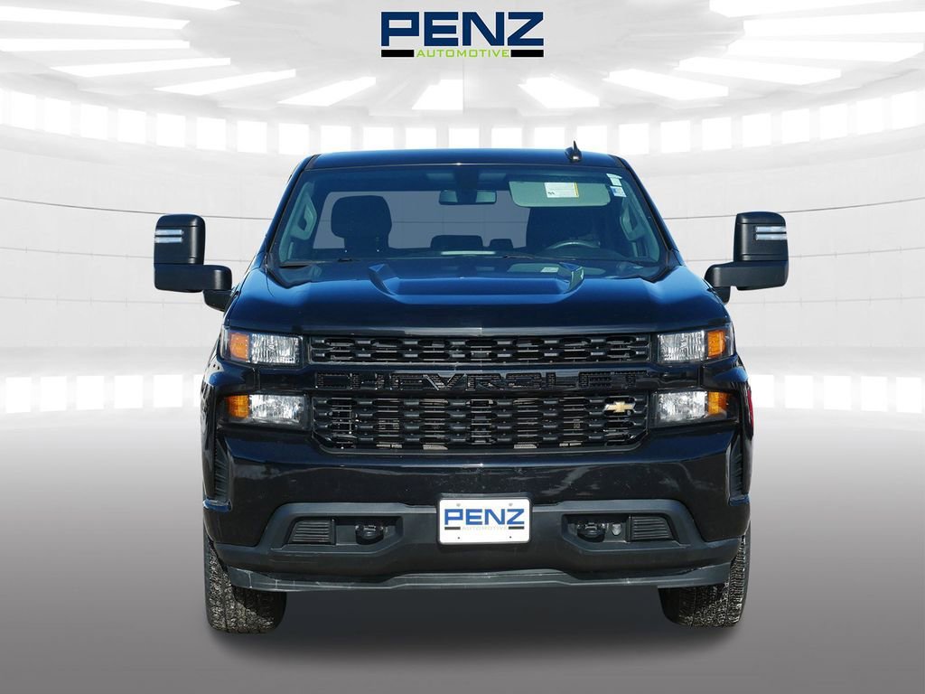 Used 2021 Chevrolet Silverado 1500 Custom with VIN 1GCUYBEF8MZ265530 for sale in Rochester, Minnesota