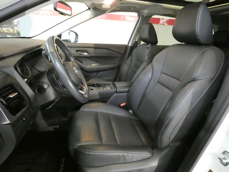 Used 2023 WHITE Nissan FWD SL image 9