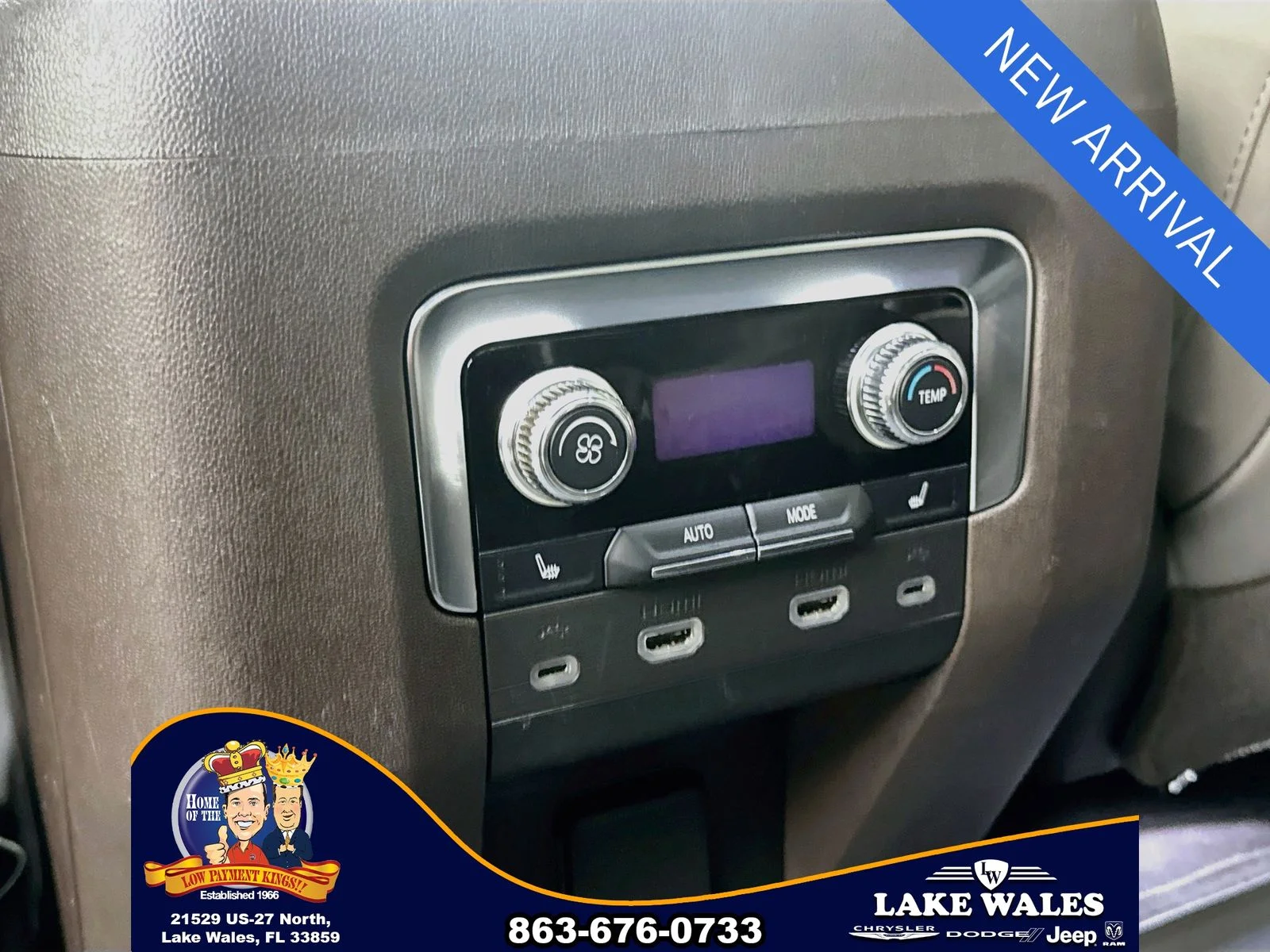Used 2021 Beige GMC SLT image 26