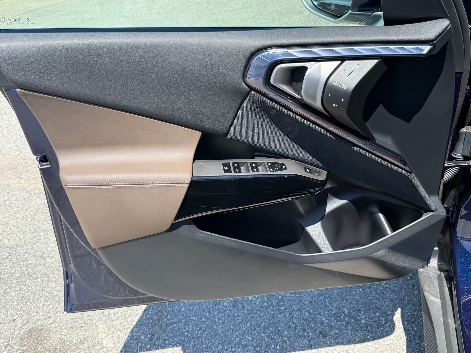 New 2026 Tanzanite Blue II Metallic BMW 30 xDrive image 19