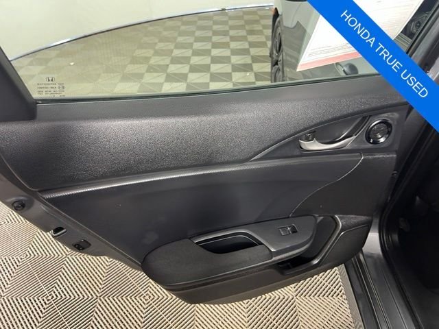 2017 Honda Civic Hatchback EX - Photo 31