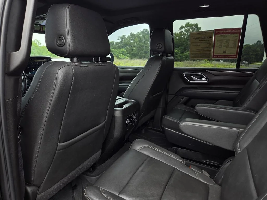 Used 2022 Black Chevrolet Z71 image 32
