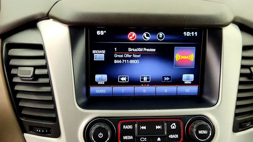 Used 2015 Onyx Black GMC 2WD 4dr SLE w/ HD Trailering Package image 20