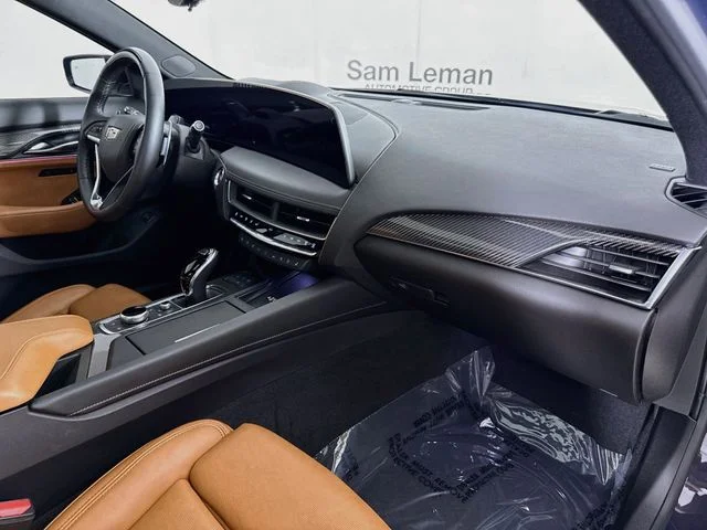 Used 2025 Black Cadillac Premium Luxury image 30
