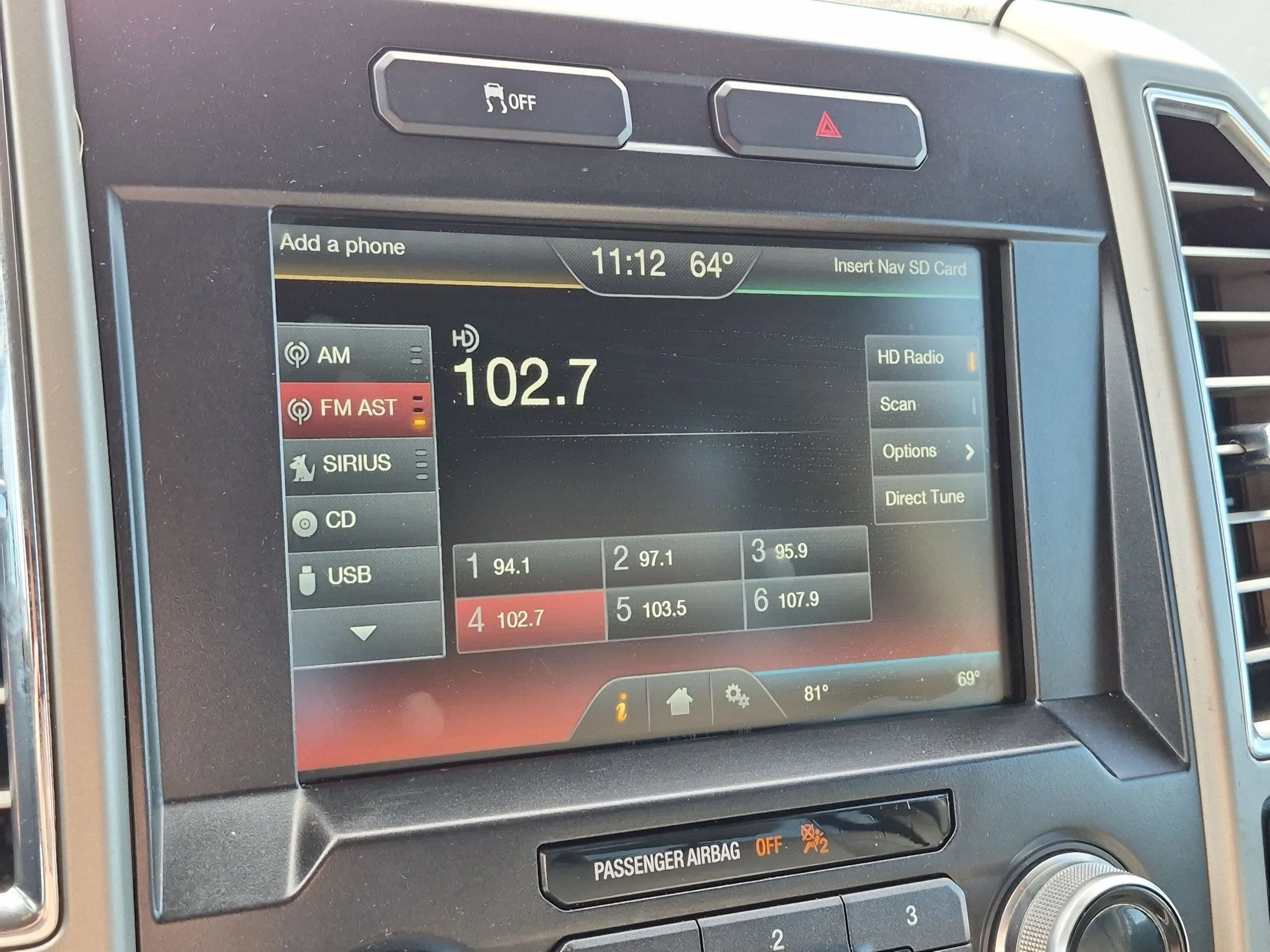 Used 2015 Ingot Silver Ford Lariat image 18