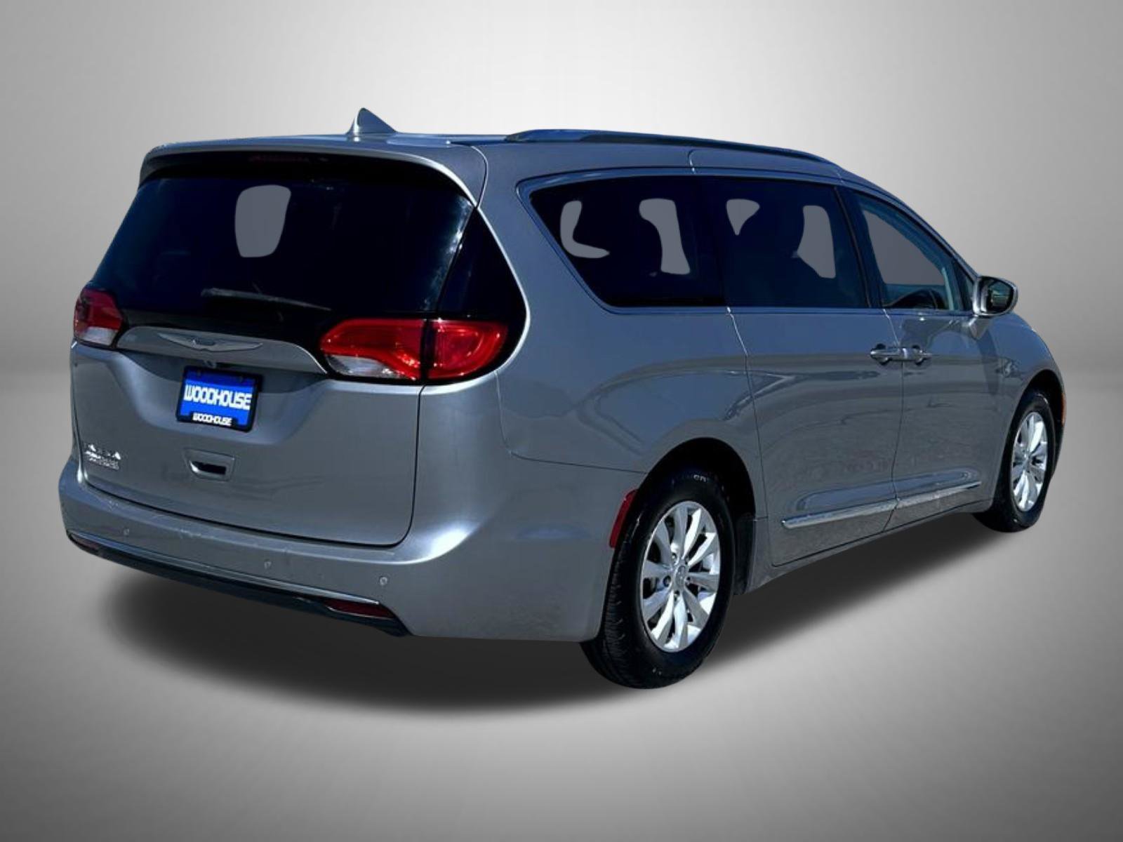 2018 Chrysler Pacifica Touring L Plus - Photo 6