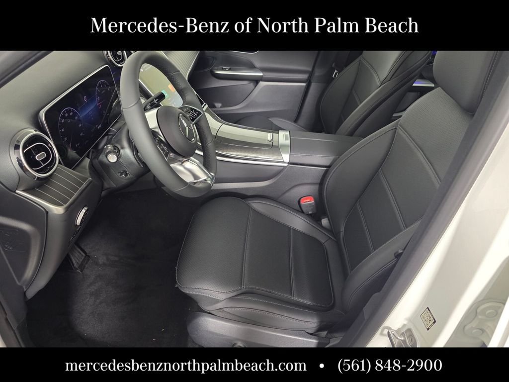 New 2026 Polar White Mercedes-Benz GLC 300 image 7