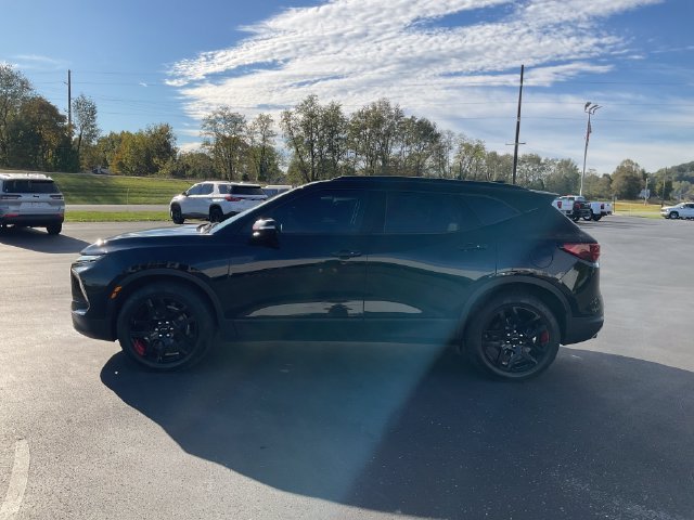 Used 2024 Black Chevrolet 3LT image 5