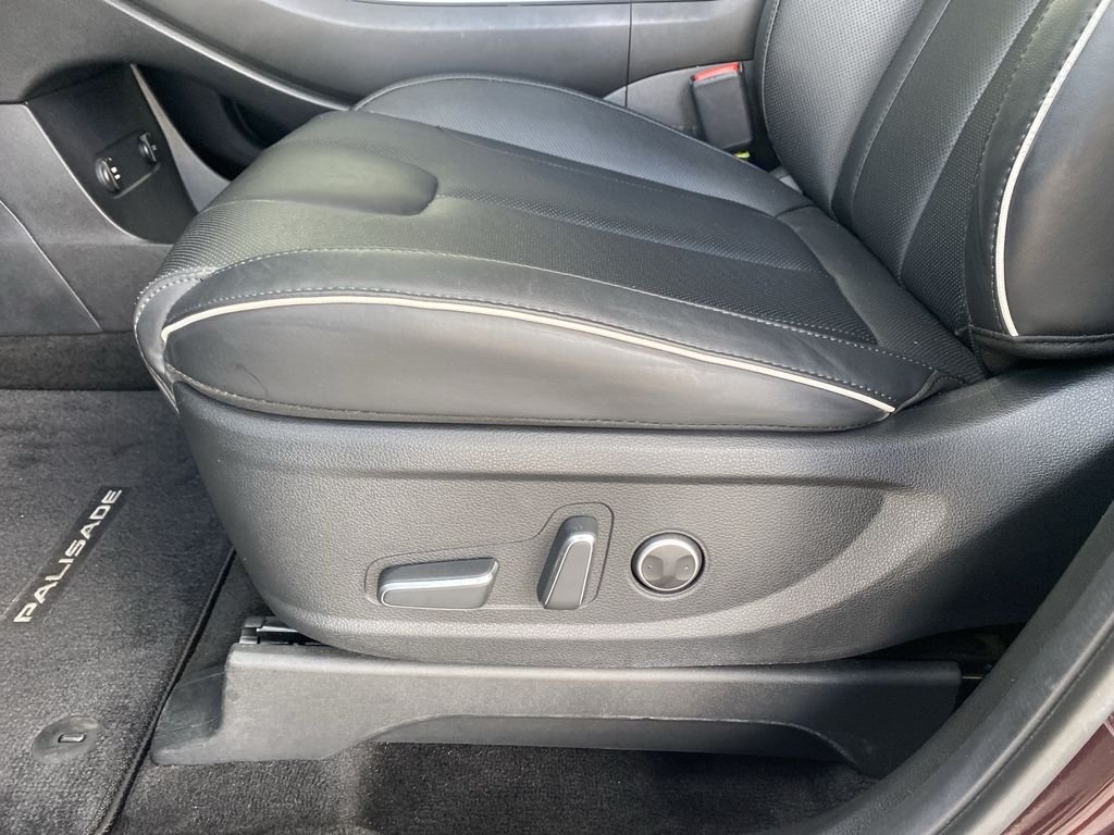 Certified Used 2024 Sierra Burgundy Hyundai SEL image 12
