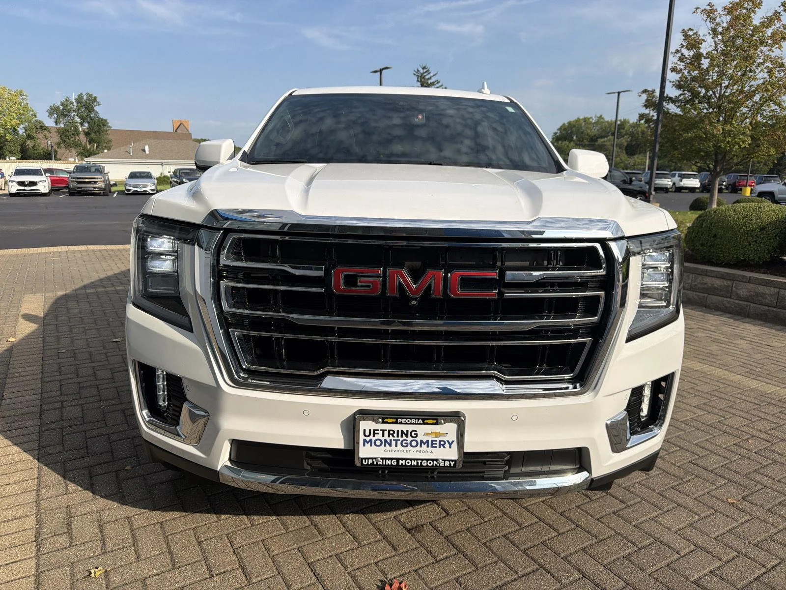 Used 2023 Summit White GMC SLT image 8