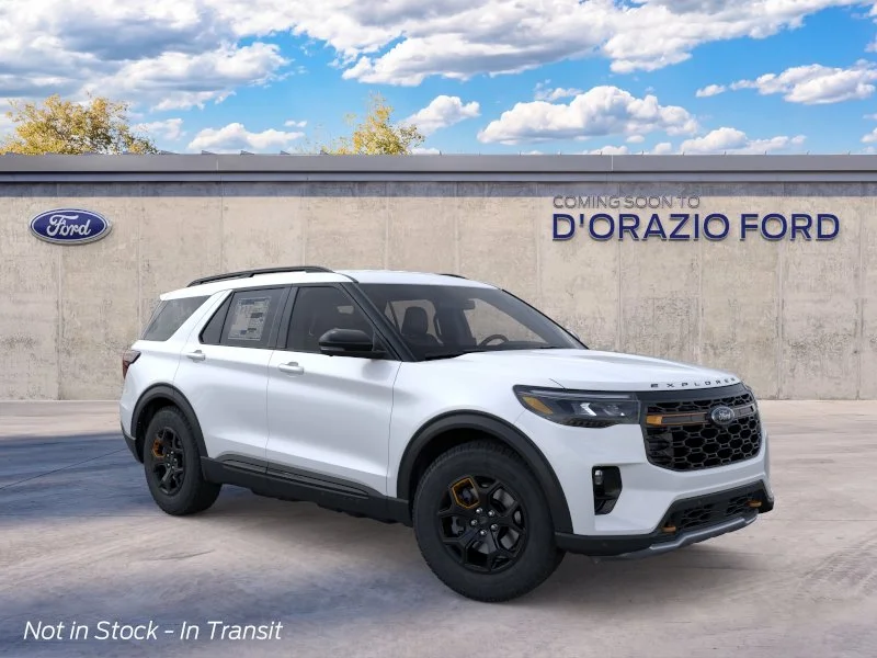 New 2026 Star White Metallic Tri-Coat Ford Tremor® image 7