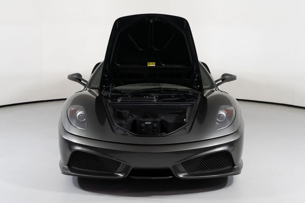 Used 2009 Gray Ferrari Scuderia image 8