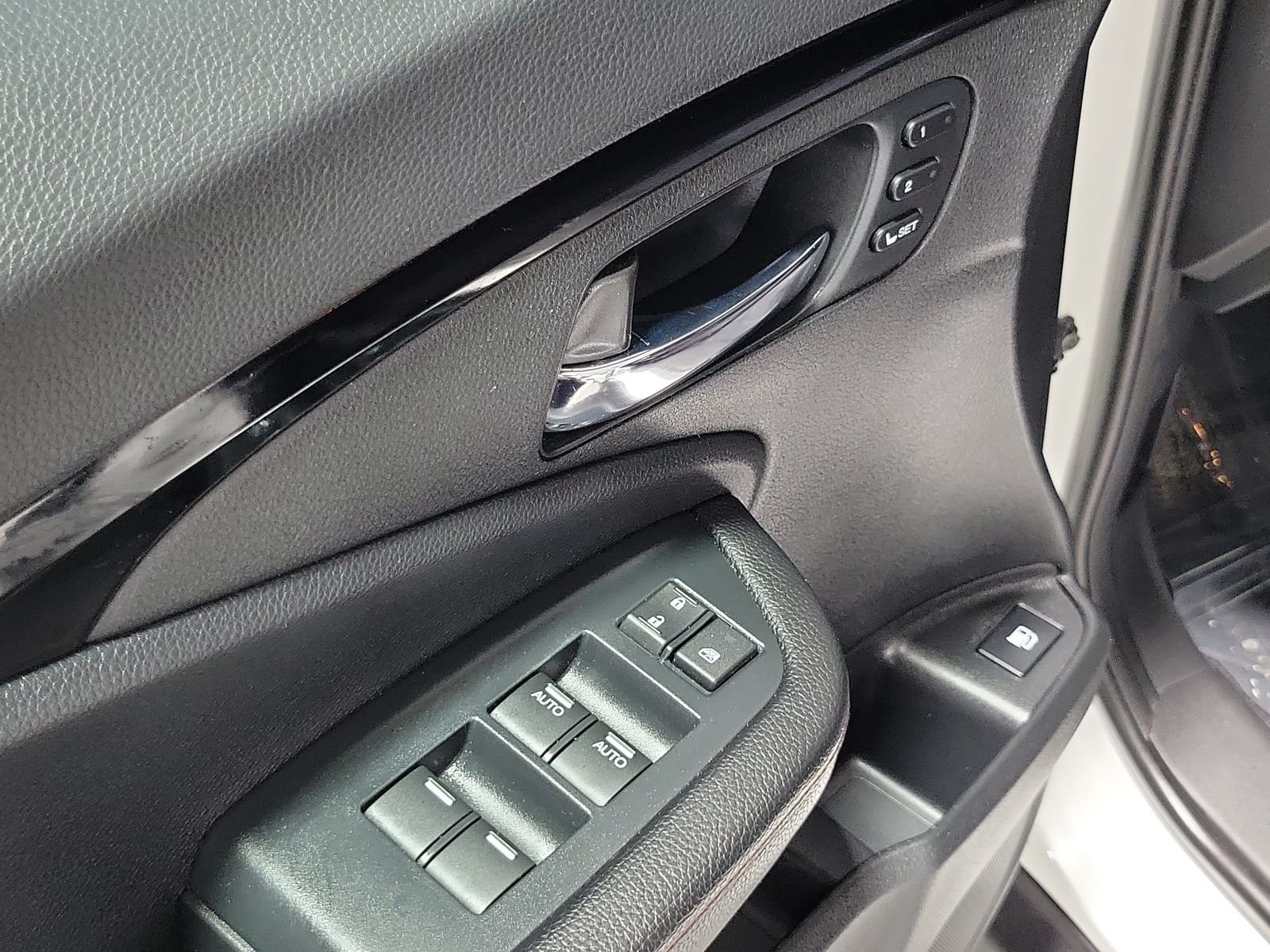 Used 2023 White Honda Black Edition image 7