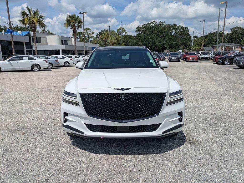 Used 2022 White Genesis 3.5T image 8