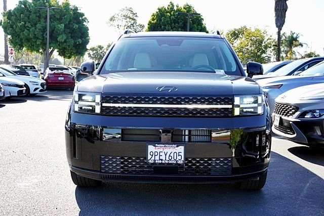 Used 2025 Black Hyundai Calligraphy image 4