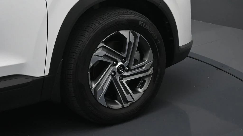 Certified Used 2023 White Hyundai SEL image 6