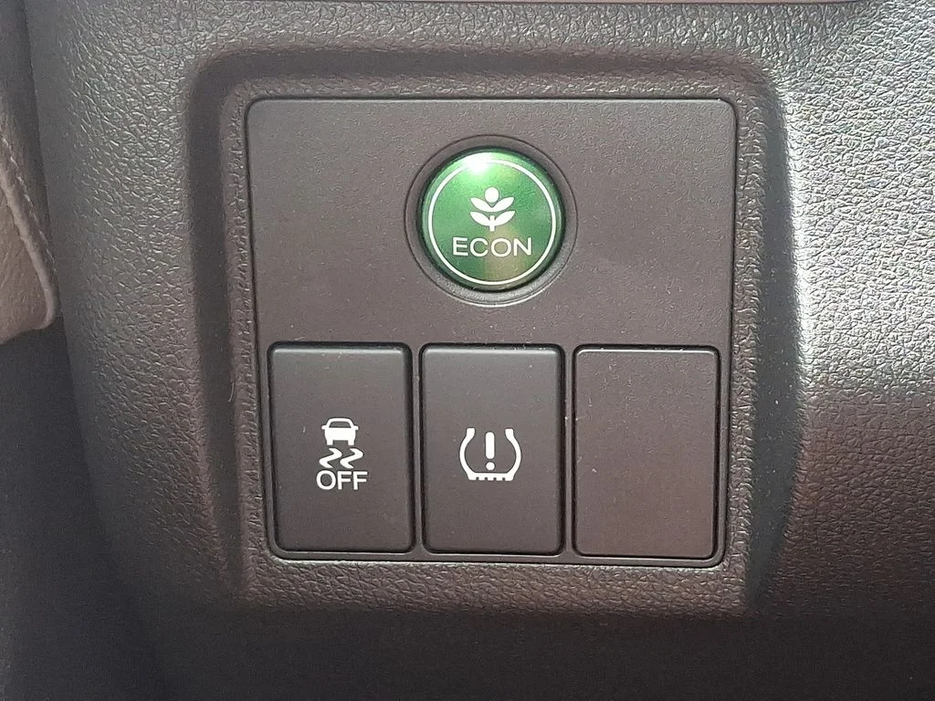 Used 2016  Honda EX image 23