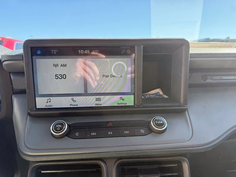 Used 2023 Red Ford XLT image 9