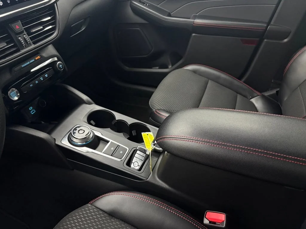 Used 2023 Black Ford ST-Line Select image 29