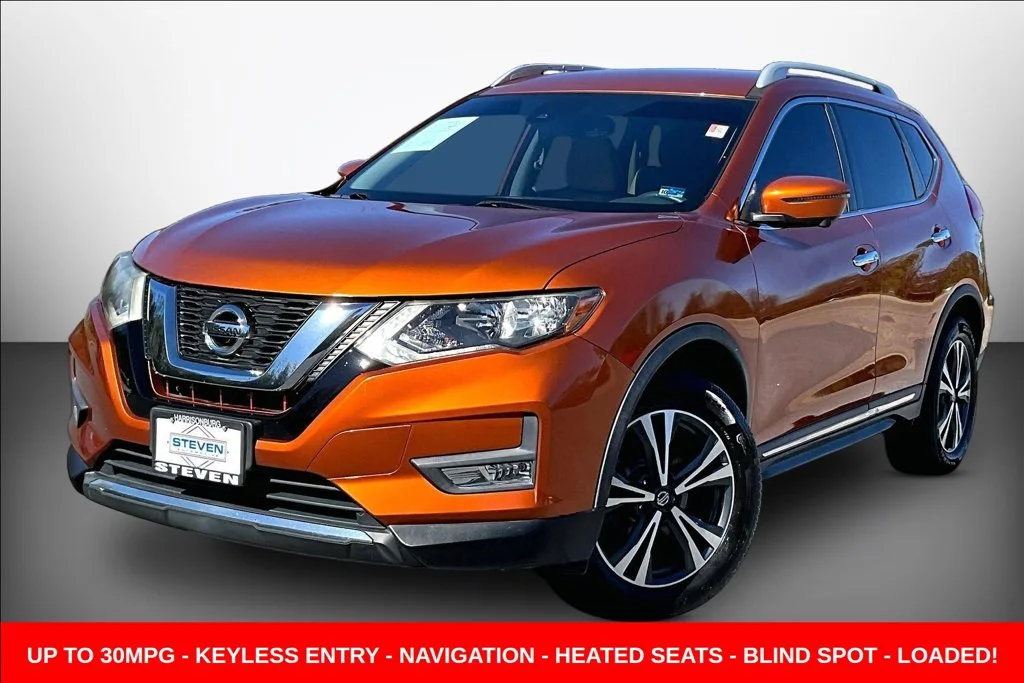 Used 2017 Orange Nissan SL image 3