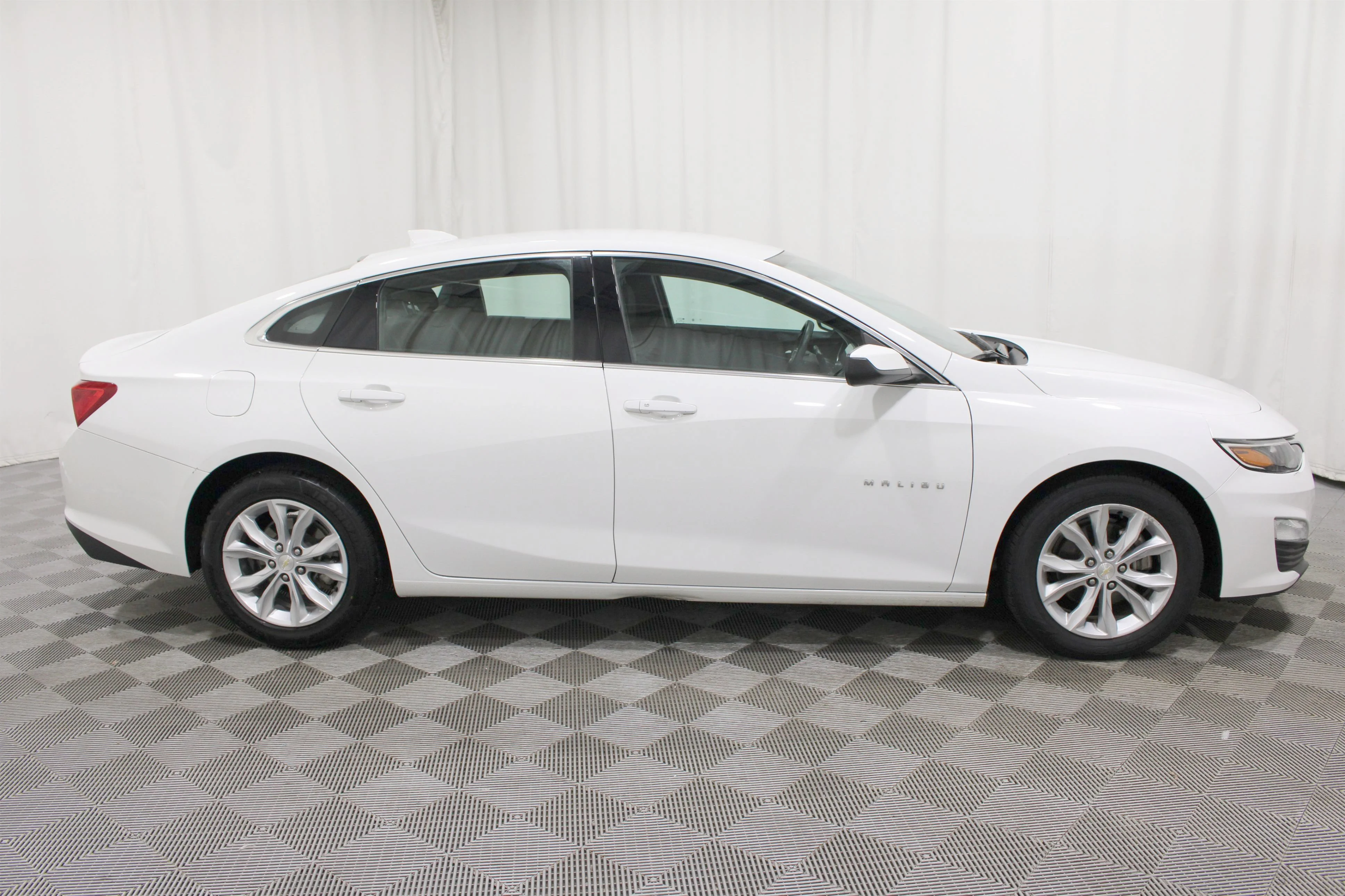 2023 Chevrolet Malibu 1LT - Photo 29