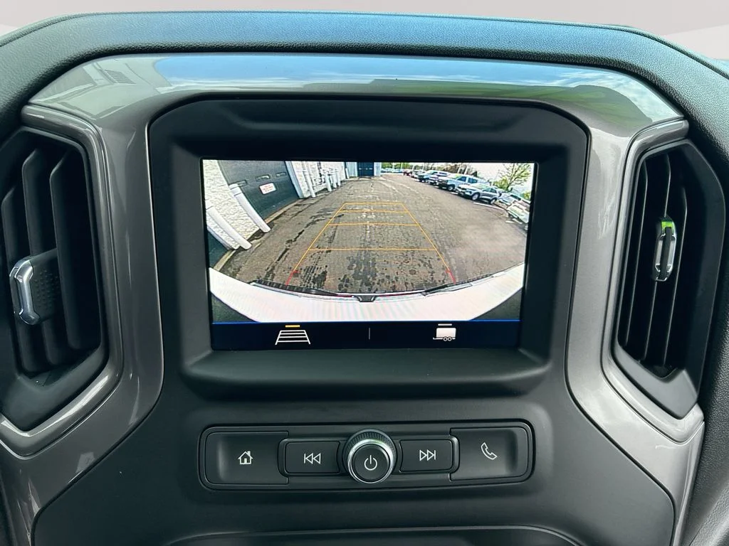Used 2023 White GMC Pro image 19
