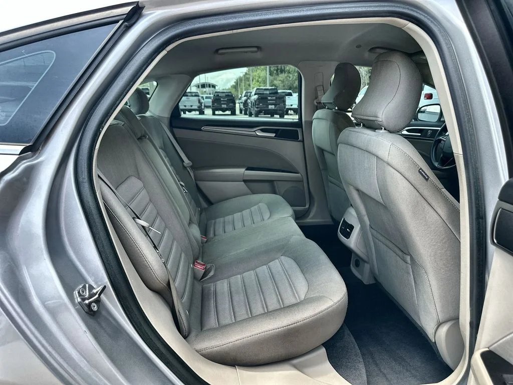 Certified Used 2018 Ingot Silver Metallic Ford SE image 25