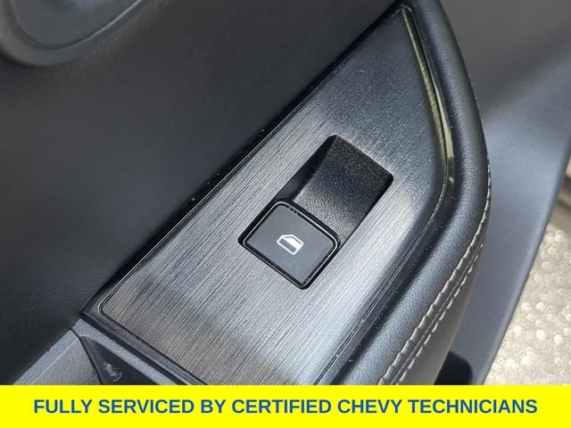 Used 2025 Beige/tan Nissan SV image 37