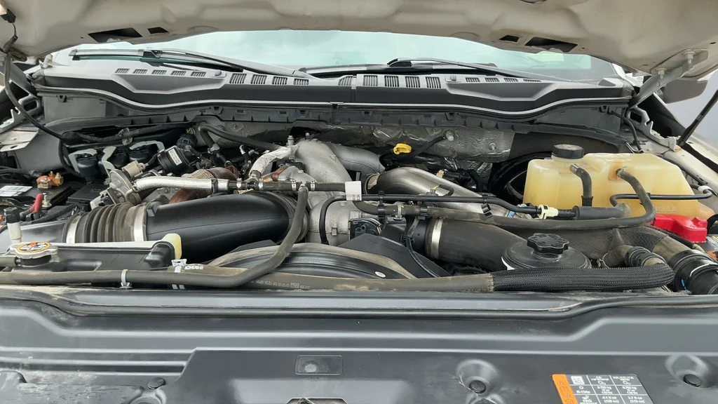 Used 2021 Silver Ford Lariat image 25