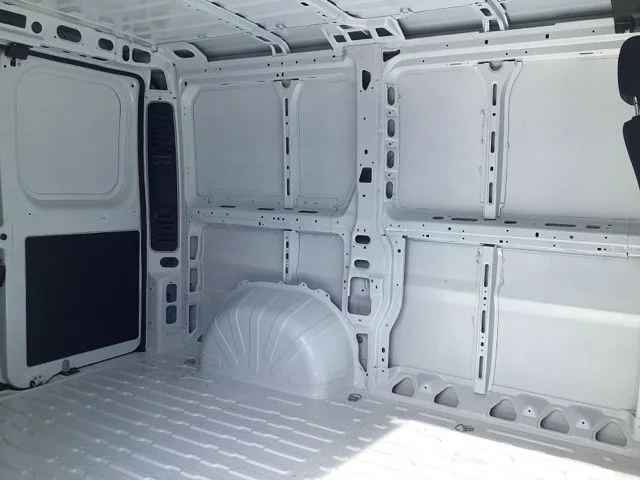New 2026 Bright White Clear-Coat Exterior Paint RAM Low Roof image 12