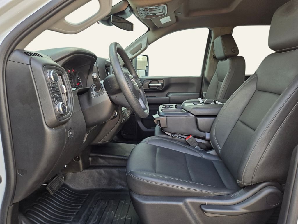 Used 2025 White GMC Pro image 26