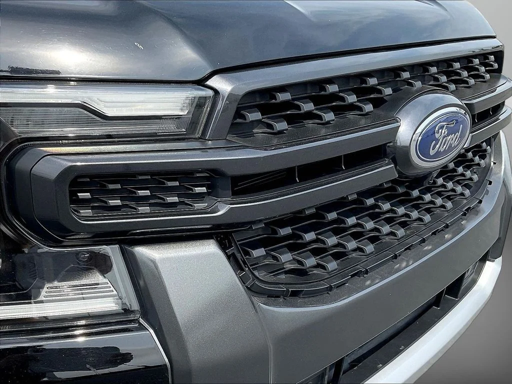Used 2024 Black Ford Lariat image 30