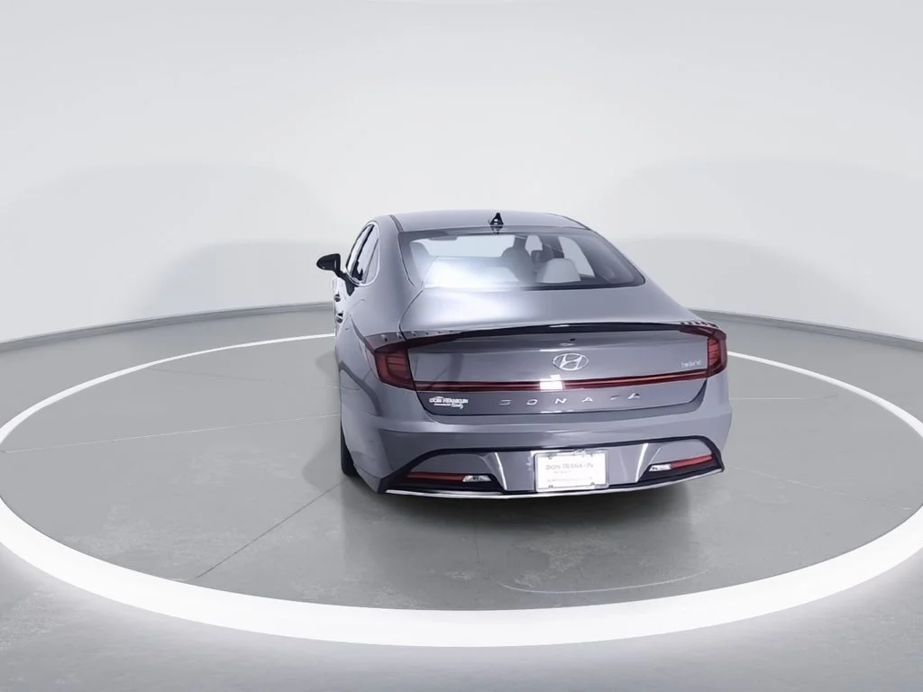Used 2023 Gray Hyundai SEL image 7