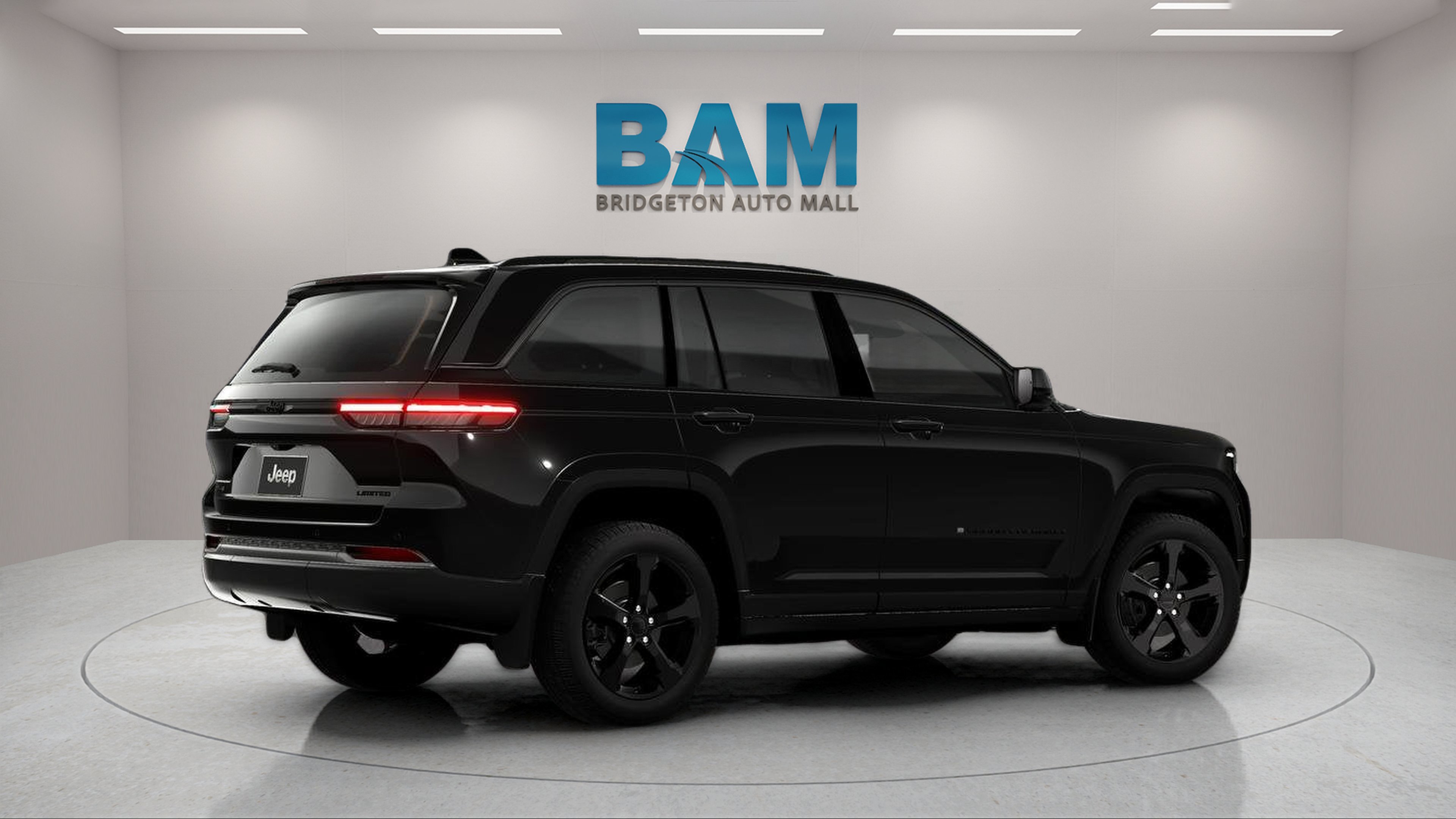 New 2026 Diamond Black Crystal Pearl-Coat Exterior Paint Jeep Limited image 15
