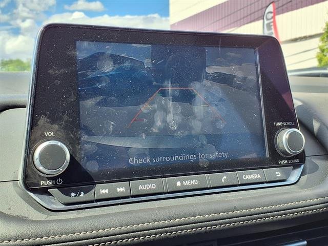 Certified Used 2025 Gun Metallic Nissan SV image 3