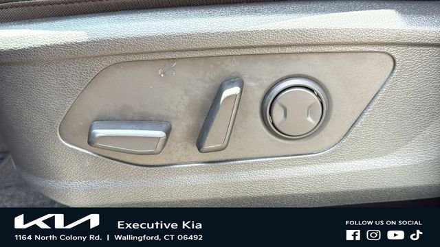 New 2026 Wolf Gray Kia SX Prestige image 11