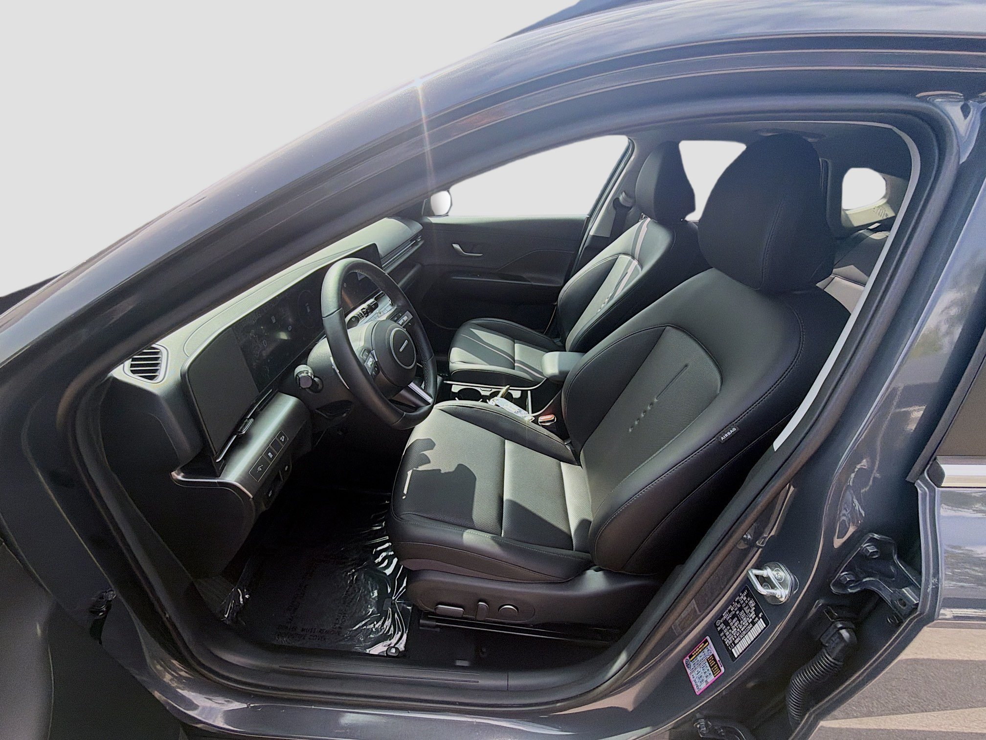 Used 2024 Ecotronic Gray Pearl Hyundai Limited image 17
