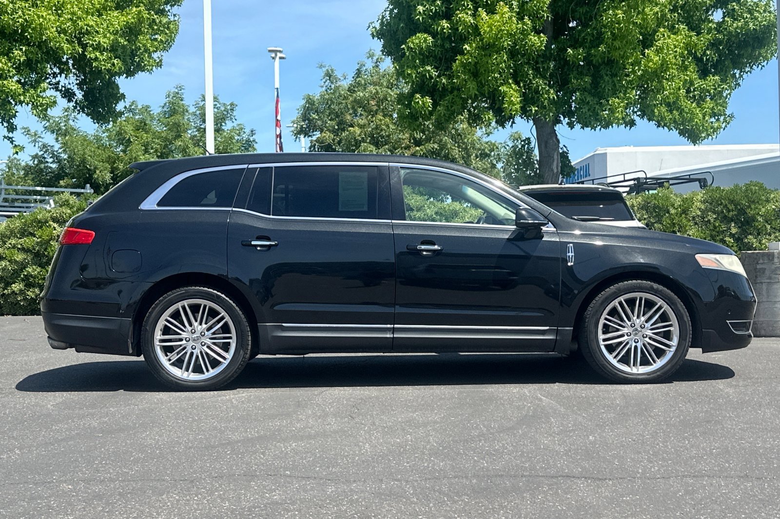 Used 2014 Tuxedo Black Metallic Lincoln EcoBoost image 3