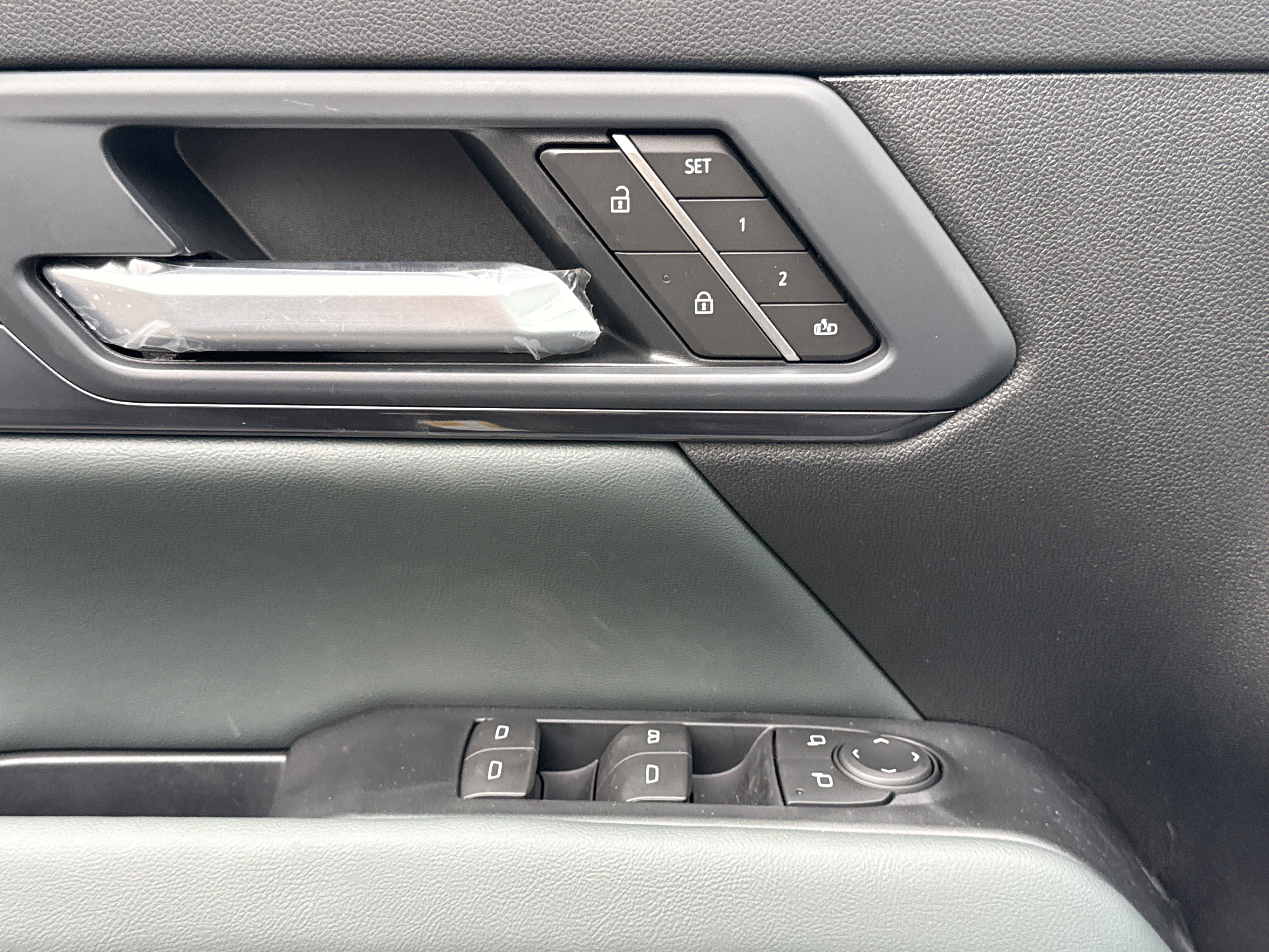 2026 GMC Terrain AT4 - Photo 17