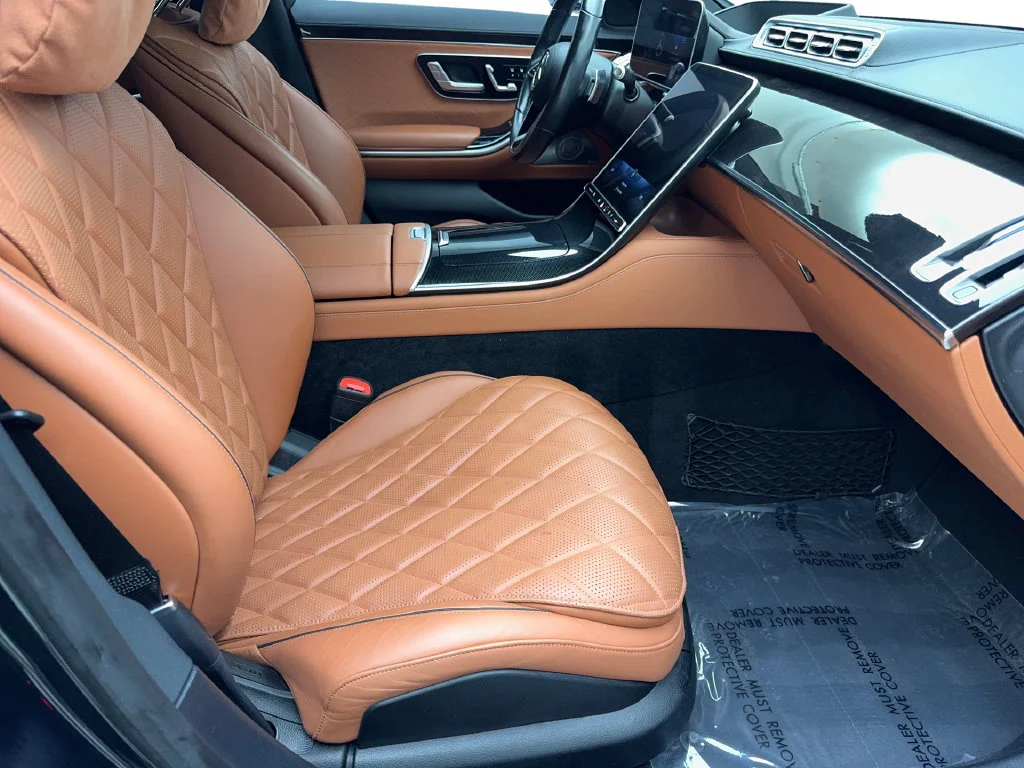 Used 2023 Green Mercedes-Benz S 500 image 44
