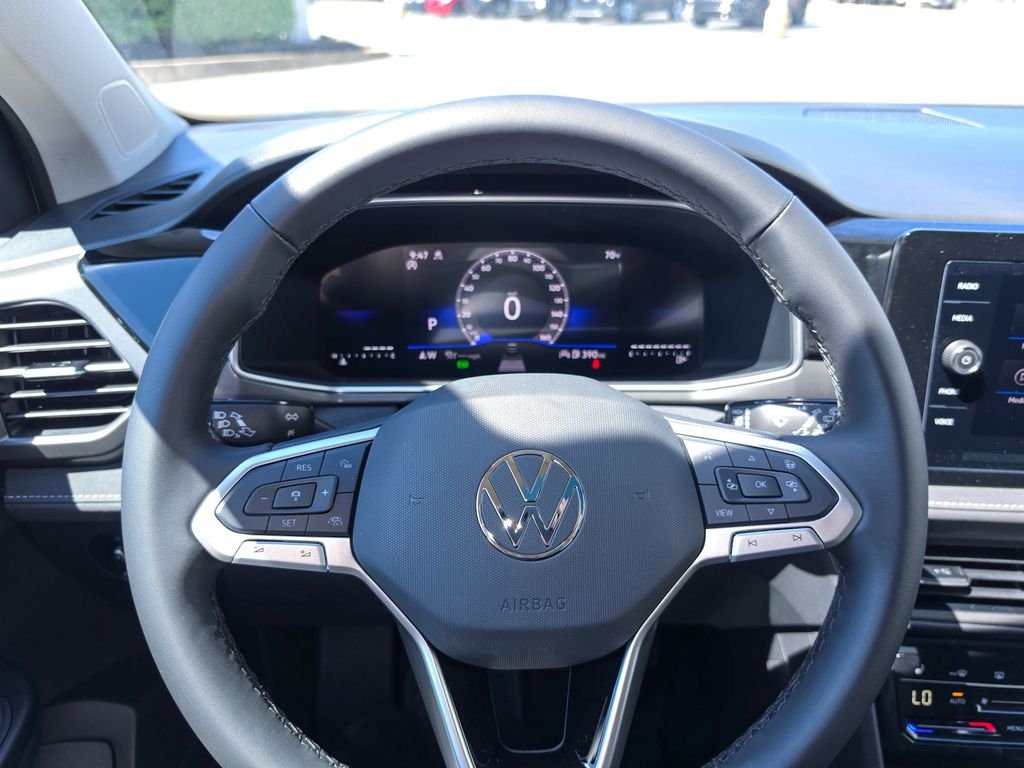 New 2026 Gray Volkswagen 1.5T SE Black image 21