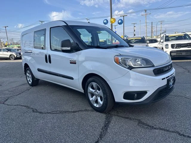 Used 2022 White Ram Base image 11