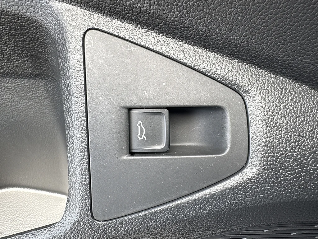 New 2026  Volkswagen Sport Auto image 31
