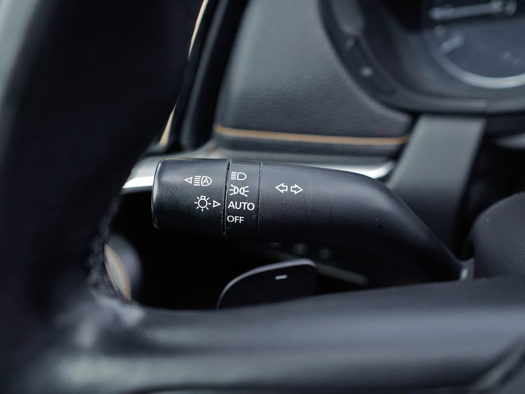 Used 2024 Deep Crystal Blue Mica Mazda 3.3 Turbo Premium image 18