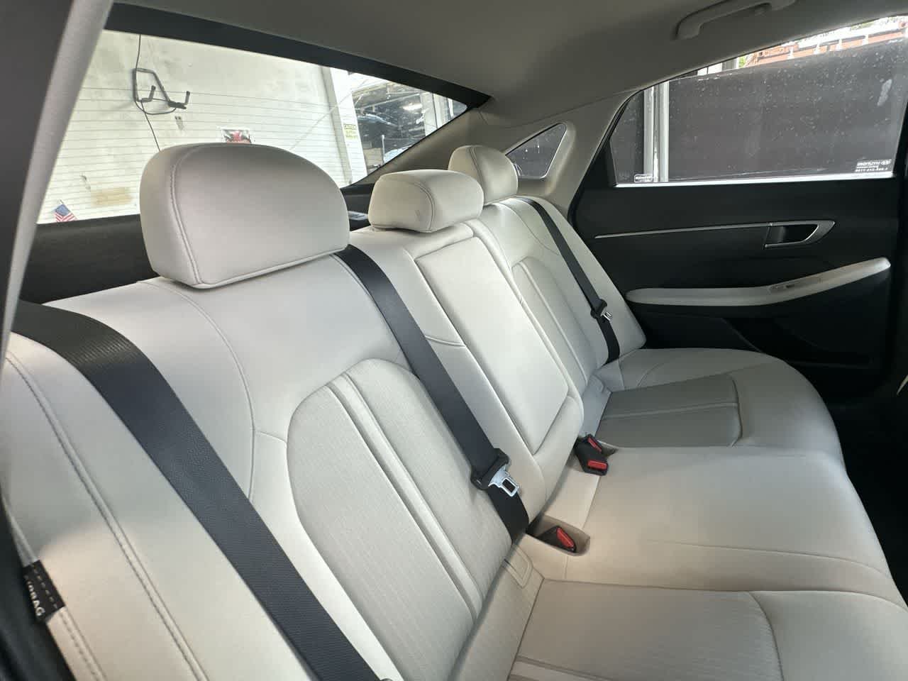 2025 Hyundai Sonata Hybrid SEL - Photo 26